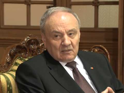 Президент Николае Тимофти встретился с министром иностранных дел Румынии Титусом Корлэцяном
