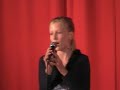 Amalie Haugen �vstedal synger 17.mai i Vestneshallen