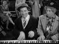 Harpo & Chico play Mama Yo Quiero