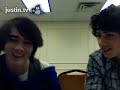 Jonas Brothers Live Chat -  Nick alone and rice moves.