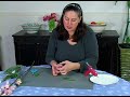 How to Make Decorative Napkin Rings for Any Season : How to Use Flowers for Spring Napkin Holders