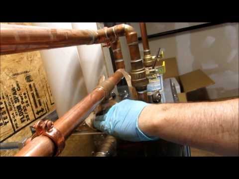 how to fix a small leak in copper pipe