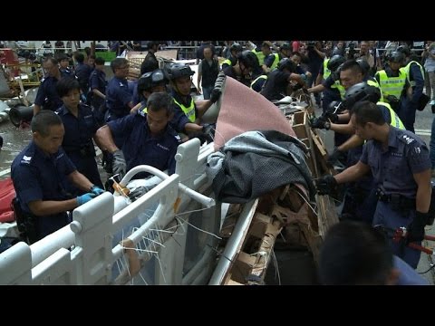 how to get rid of furniture in hk