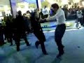 حسباله الحبيب قاعد بسوريا اهوا معى الثوره الي وياه زين يسوي فيه