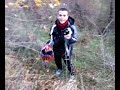 io e gabbry che ritornamo su dallaascata tra spine ortiche e foreste di canne