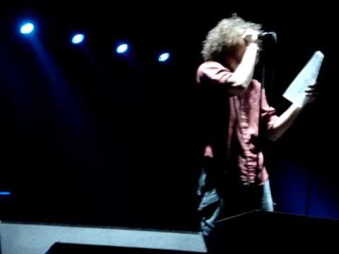 Rage Against the Machine homenajeó a los 33 mineros atrapados