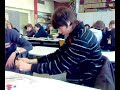Gipsplatten zerschlagen