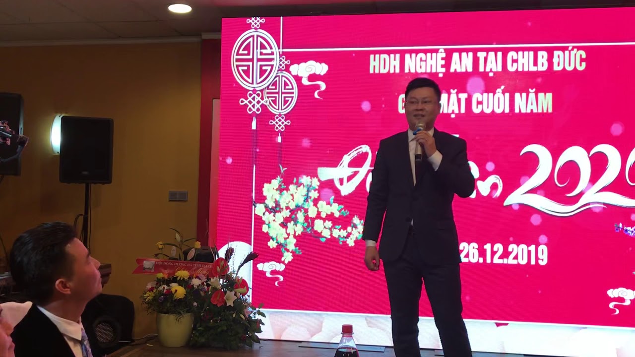 PHÓ ĐẠI SỨ NGUYỄN CHUNG THUỶ TẠI HĐH NGHỆ AN ĐÓN NĂM MỚI