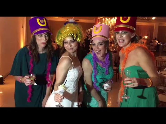 Espelho Mágico,fotos reveladas na hora com qualidade, Cabines de fotos,totens fotográficos - Marcelo Fabiano Fotografia - Diversão garantida em seu casamento.'
