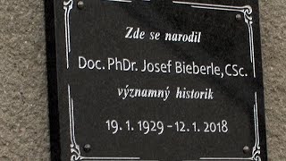 V Lošticích byla odhalena pamětní deska Josefa Bieberleho