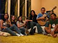 um grupo de amigos, interpretando uma m�sica de gilberto gil...

muito bom!!!