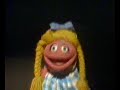 Ik Wil Een Monster Voor Elke Dag (dutch Sesame Street)