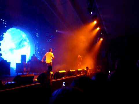 Dizzee Rascal Live: dizzee rascal live freestyling SB 09 Dizzee Rascal Live: dizzee rascal live freestyling SB 09