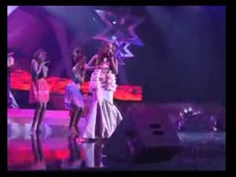 LIVE PERFORMANCE SHOW 2 - VICKY