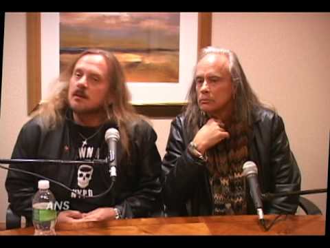 LYNYRD SKYNYRD MOURNS DEATHS, RETURNS WITH GOD AND GUNS