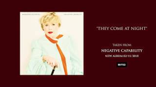 Marianne Faithfull - They Come at Night tekst piosenki