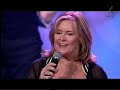 kikki danielsson, elisabeth andreasson and lotta engberg do a medely with tje hitsongs 