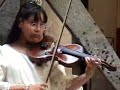 Liz Interpreta a Bach