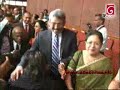 Namal Rajapaksa takes oath as a lawyer