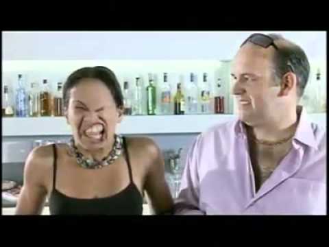 الفتاه التي غيرت معني العطسة