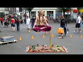Ngồi thiền lơ lửng trên không