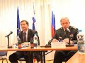 (www.vest.si) MORS - Erjavec in Gutman o voja?kih zadevah (www.vest.si) MORS - Erjavec in Gutman o voja?kih zadevah