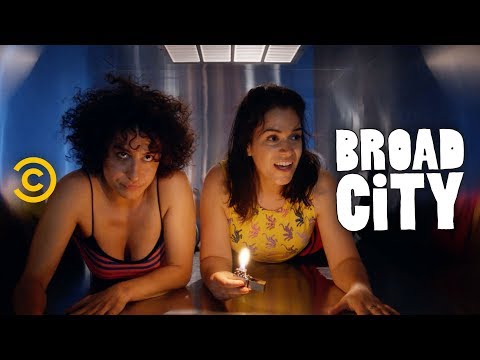 Abbi and Ilana Try to Crash a Lil Wayne Concert - Broad City
