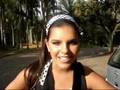 Mariana Rios dá conselhos de amor