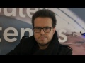 cette nouvelle s�rie de portraits a pour origine la rencontre de l'image, l'instant bref et le souvenir de soi et de l'autre. le protocole est simple: filmer...