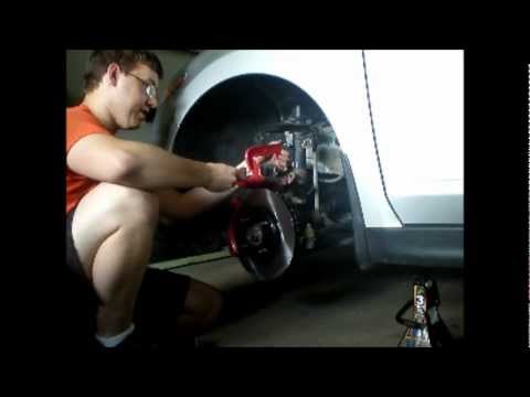2008 Nissan Versa Rotor and Brake Pad Replacement