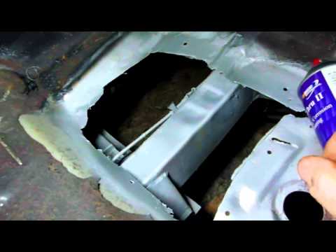 Suzuki SJ413 Samurai Jeep – Floor Rust Repair 2 of 3.