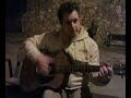 Rambo tocant la guitarra