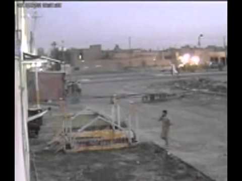 حسينيه - انتحاري يدخلﻻالى حسينية ويفجر نفسه بغفلة من الحارس.