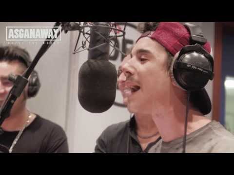moreno - MORENO DI AMICI SFIDA #LORENO DI ASGANAWAY IN UNA BATTLE DI FREESTYLE ALL'ULTIMA RIMA!