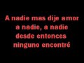 karaoke laura pausini escucha atento