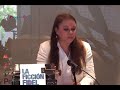 la escritora cubana presenta la ficci�n fidel en donde cuenta c�mo los 49 a�os de mandato de fidel han sido como una novela para los habitantes de la isla