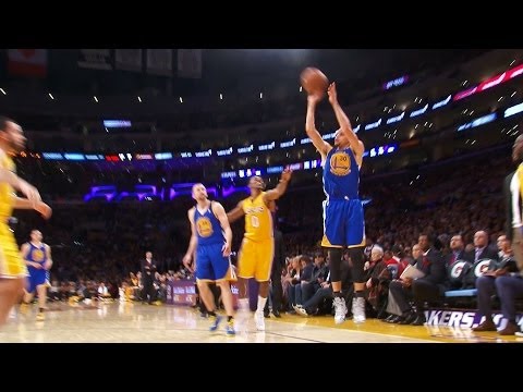 Warriors Playoff Bound, Win in L.A.