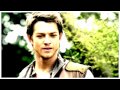 Legend of the seeker - GO ! Just an old and unfinished video I just found back, haha I totally forgot about this thing, I really need to finish it someday :) Song by Jet - Are you gonna be my girl I'll post new videos soon !