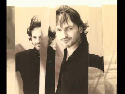 Miguel Bosé - Mientras Respire