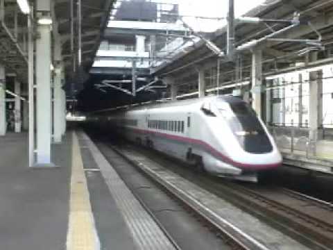 JR East E3 Shinkansen coupled with E2
