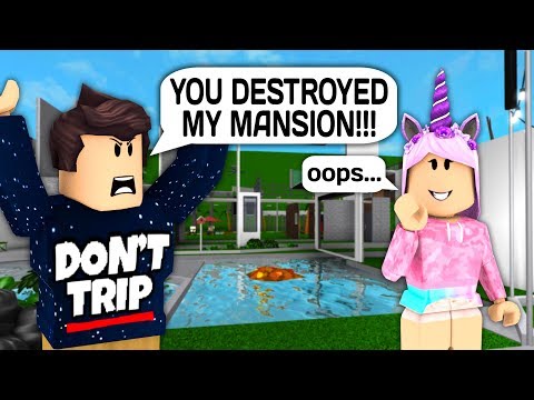 Crazy Girl Destroys My Luxury Mansion In Roblox Bloxburg Minecraftvideos Tv