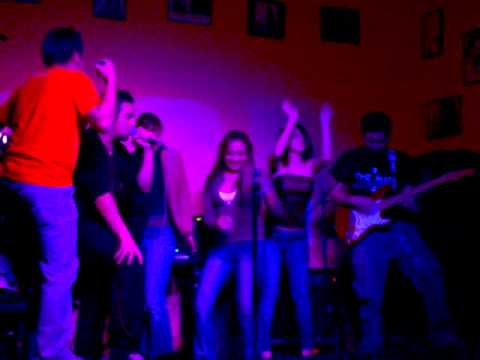 Encuerandose - LO QUE HACEN POR UNAS CHELAS.