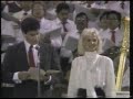 Sue Ann Pinner Sings at Historic Dodger Stadium Papal Mass