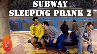 Metroda uyuma şakası 2