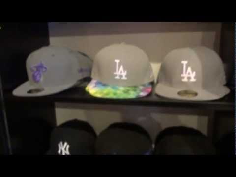 cappelli - I cappelli della New Era di gran moda nell'abbigliamento Hip Hop o musica rap: un vidoe che illustra i modelli principali.