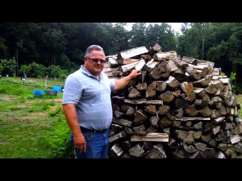 Holzhaufen - Traditional German Firewood Stacking