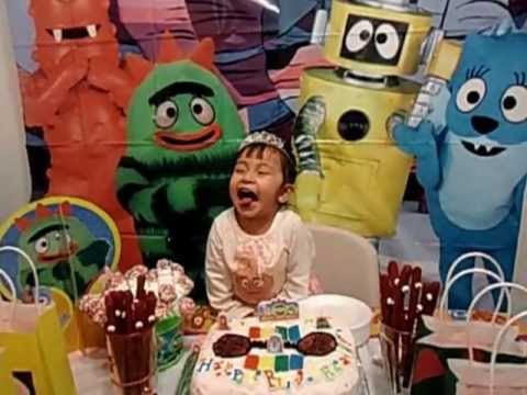 Small clip from Hailey’s 2nd Birthday Family House Party