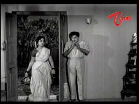 telugu cinema, movie love, love scenes, ntr, anr, savithri, jamuna, mallik, cartoonist mallik, animated cartoons, current affairs, telugu language, news, comedy, fun, vinodam