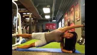 Awesom 5-Minute Abs Workout Model Belinda Kiriakou