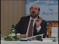 Jan Telensky explains, at a press conference, that which his many companies do to assist underprivileged children.